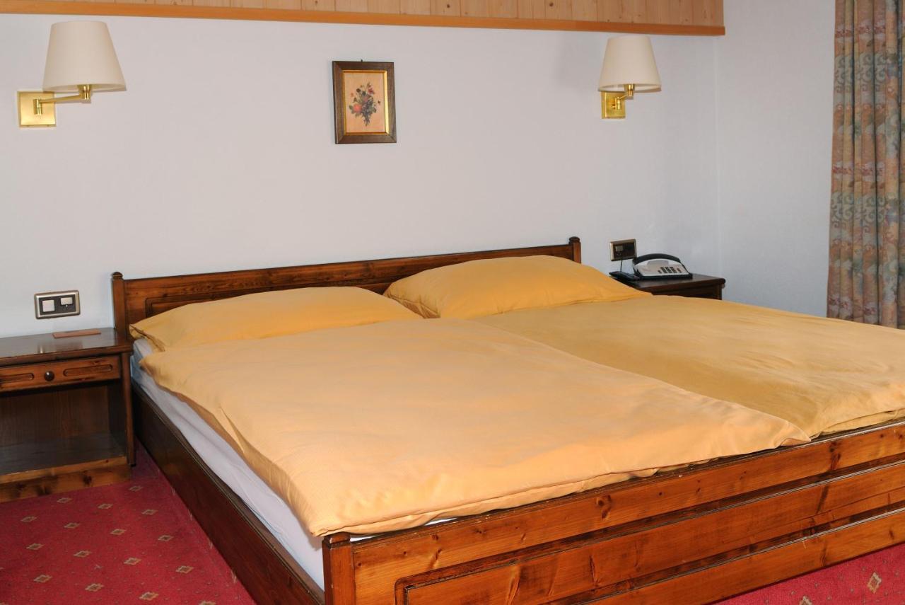 Hotel Simi Цермат Екстериор снимка
